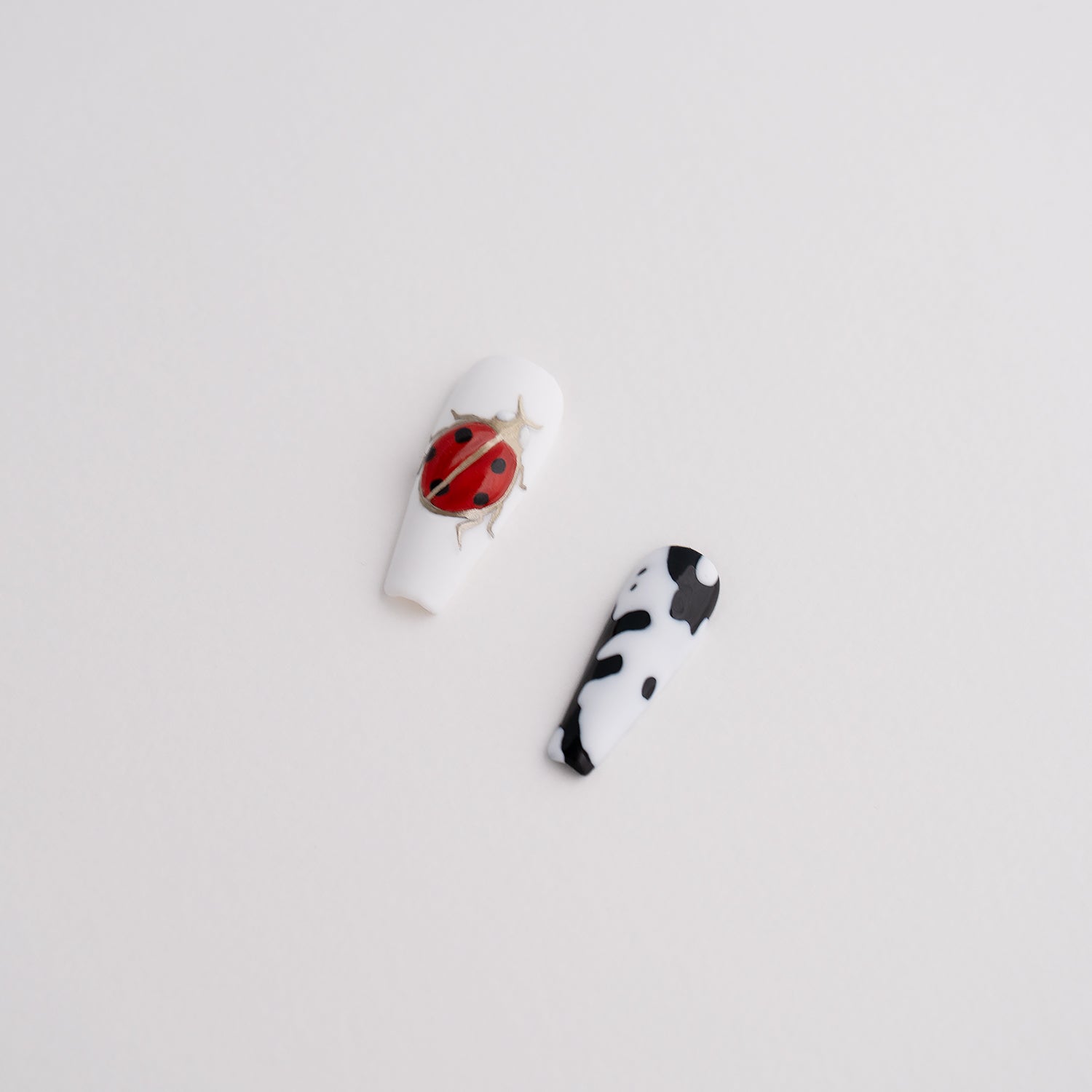 Minimalist Custom Design Press-On Nail Set